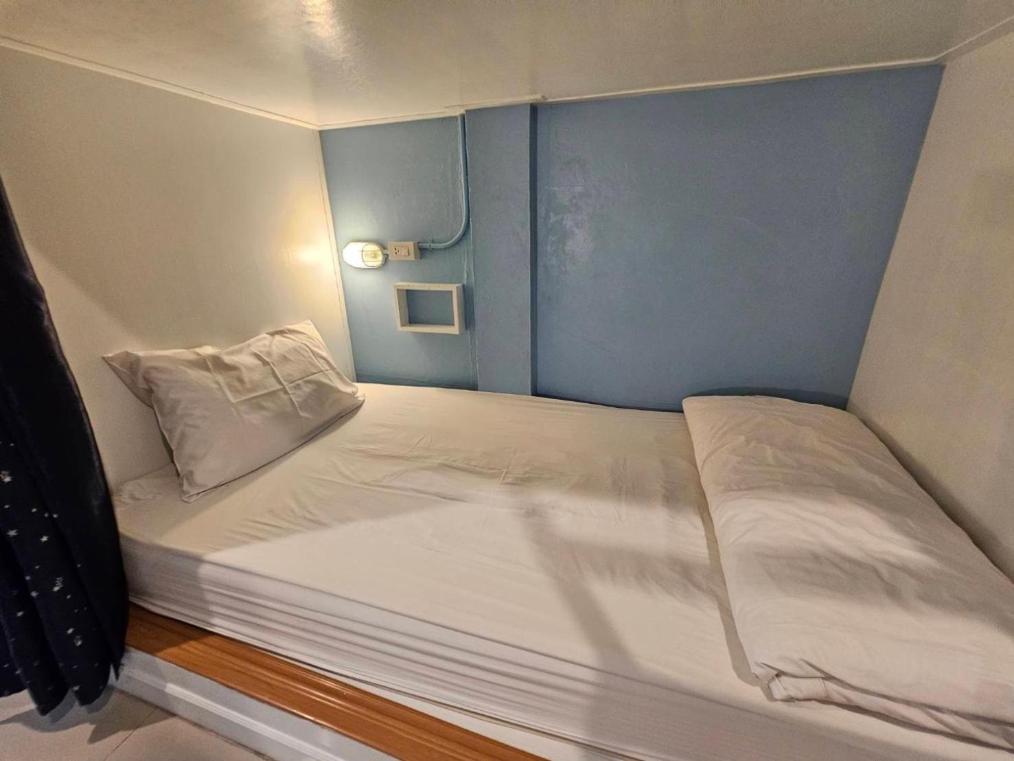 Mercy Hostel Чианграй Экстерьер фото